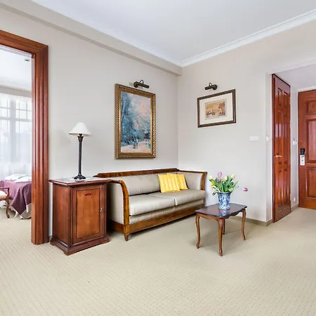 فندق Rezydent - Mgallery Collection 5*